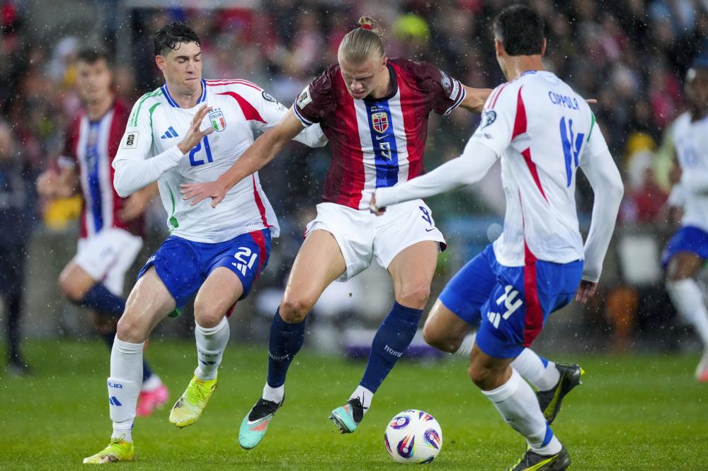 快船队暂不交易哈登伦纳德，坚持现有阵容