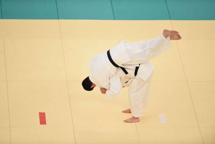 邮报：布拉德利有望出战利兹联，弗林蓬将在本月中旬复出